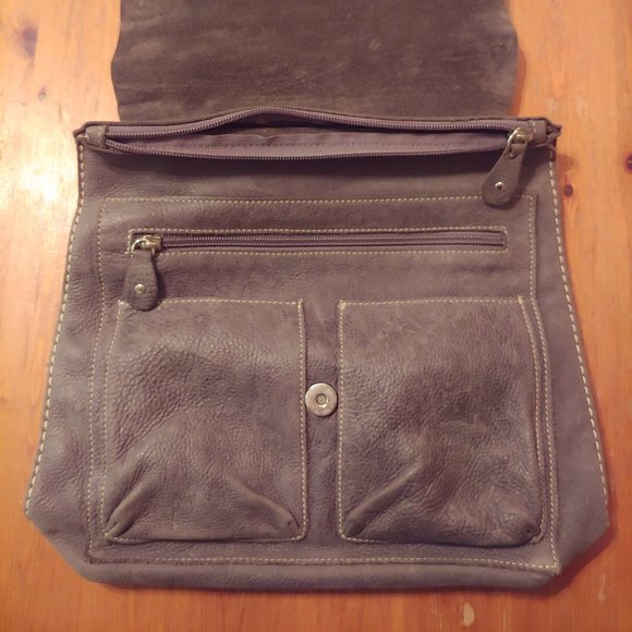 Roots Bags Roots Tribe Leather Purse And Backpack Poshmark